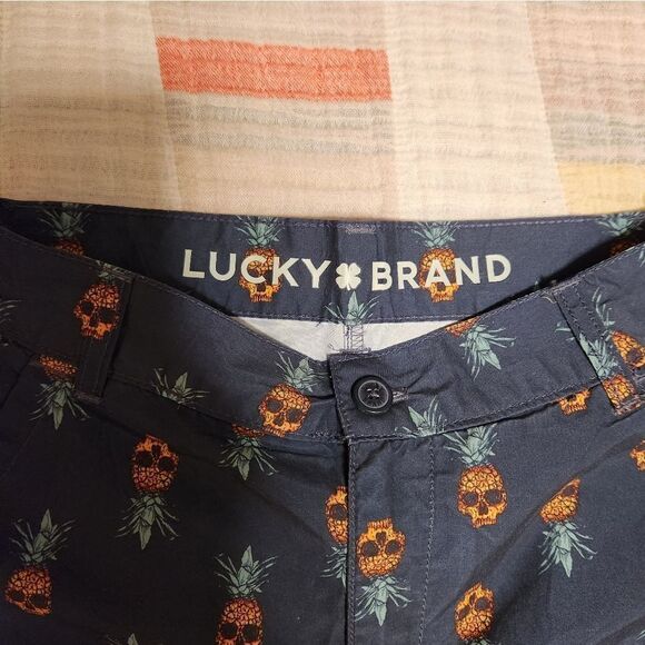 Lucky brand boy's skull print swim trunk - Picture 4 of 8